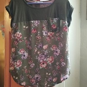 Jolt brand womens blouse